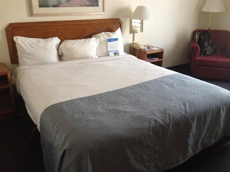 Baymont By Wyndham Wilmington Hotel Eksteriør billede