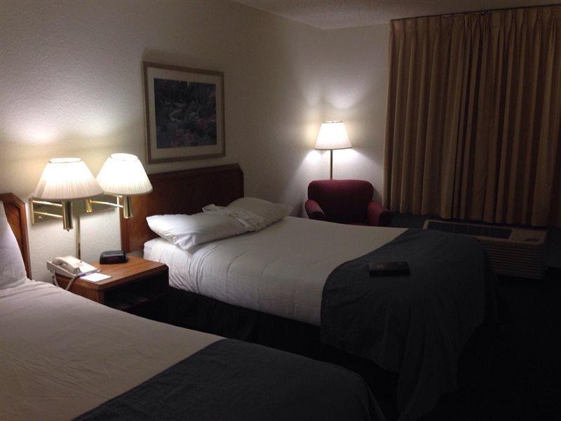 Baymont By Wyndham Wilmington Hotel Eksteriør billede