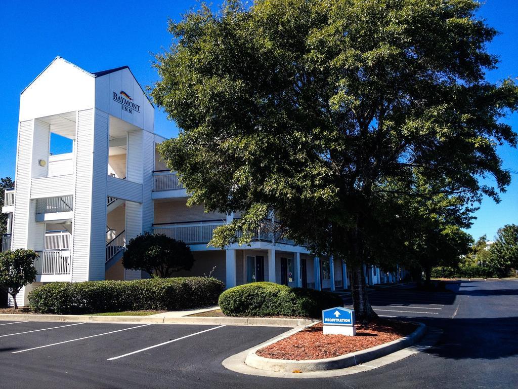 Baymont By Wyndham Wilmington Hotel Eksteriør billede