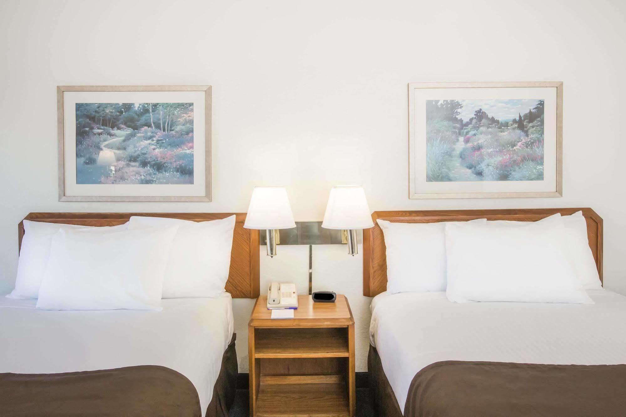 Baymont By Wyndham Wilmington Hotel Eksteriør billede